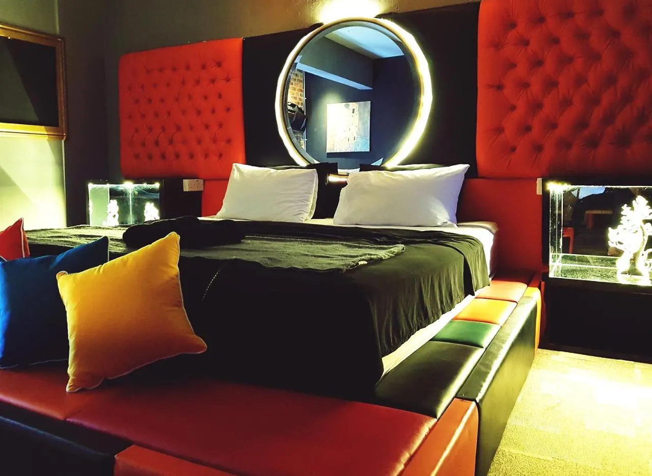 Bunker Hotel & Restaurant Kuala Lumpur