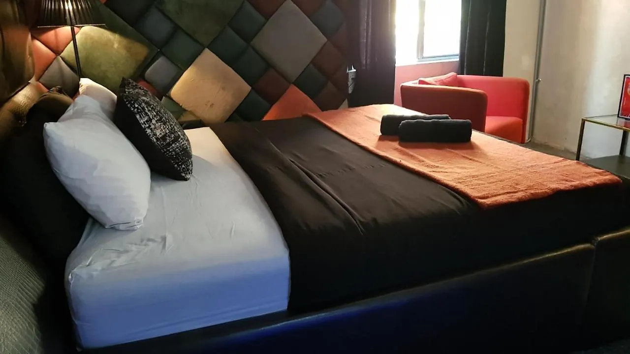 Bunker Hotel & Restaurant Kuala Lumpur